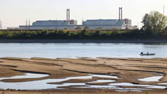 Hungary Narrowly Avoids Full Nuclear Shutdown; Slovenia Plant Still at Full Capacity