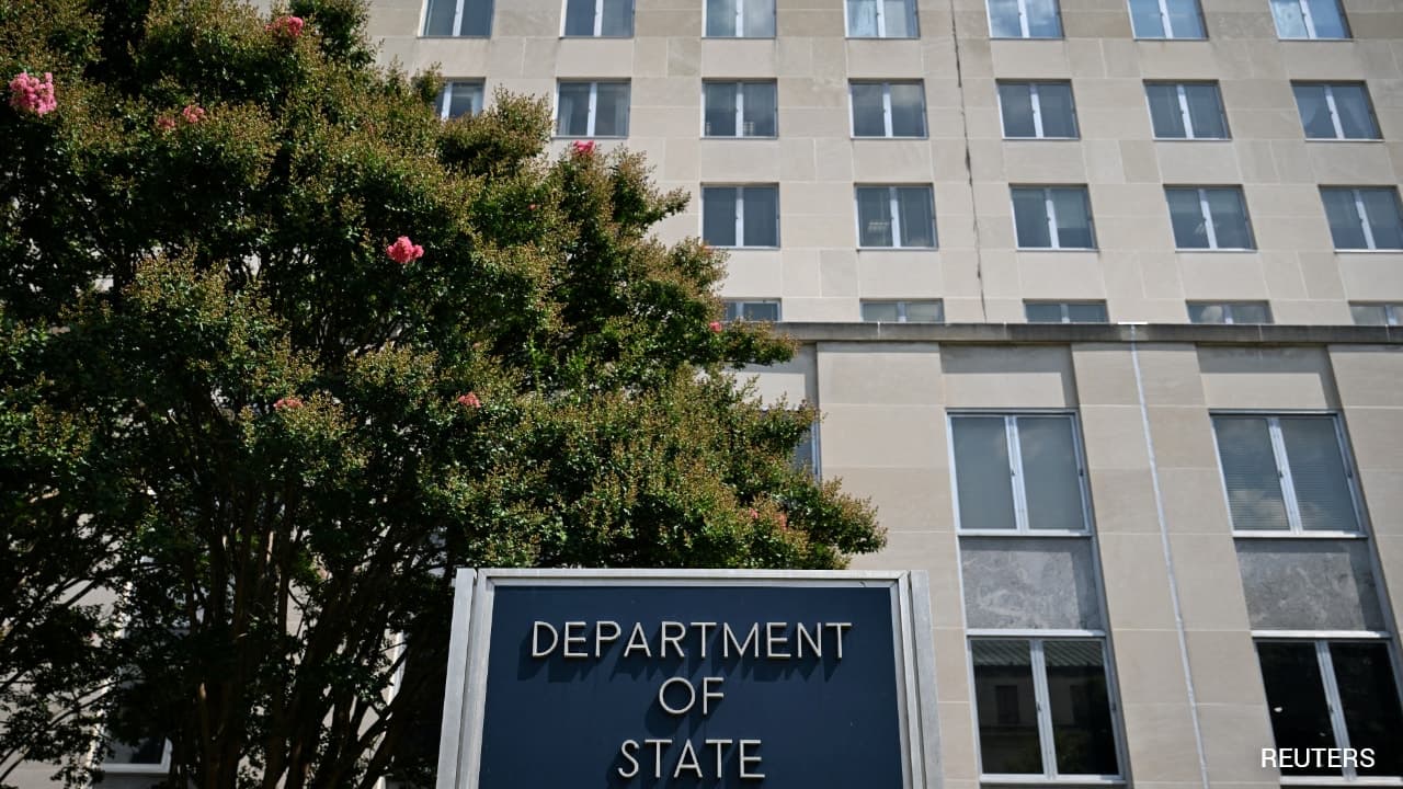 US To Examine Foreign Journalists' Social Media Accounts For Visas: Report