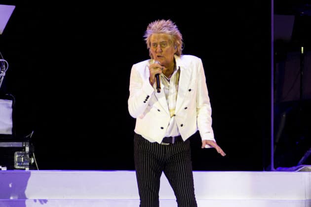 Rod Stewart cancels remainder of US tour after undergoing heart surgery