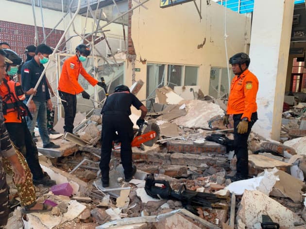 Second earthquake strikes Indonesia after at least 38 reported dead from quake just a few hours before
