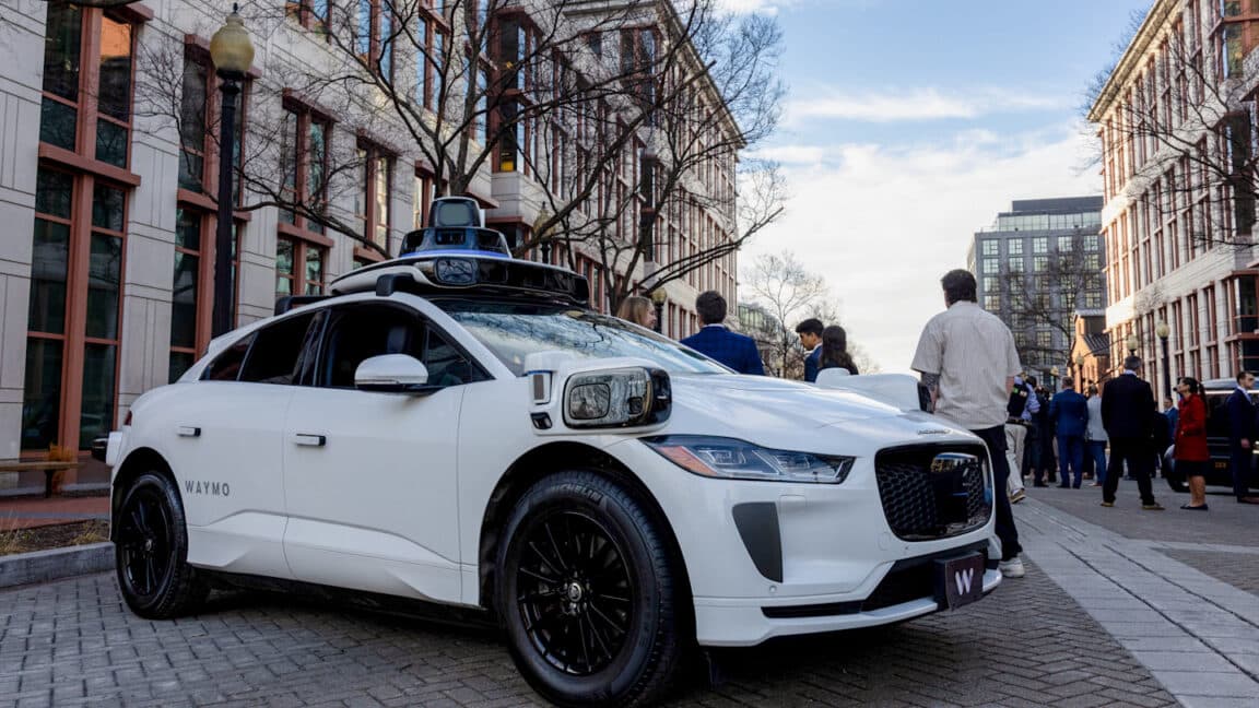 Tesla, Waymo and Aviari cleared to deploy 7,000 Las Vegas robotaxis