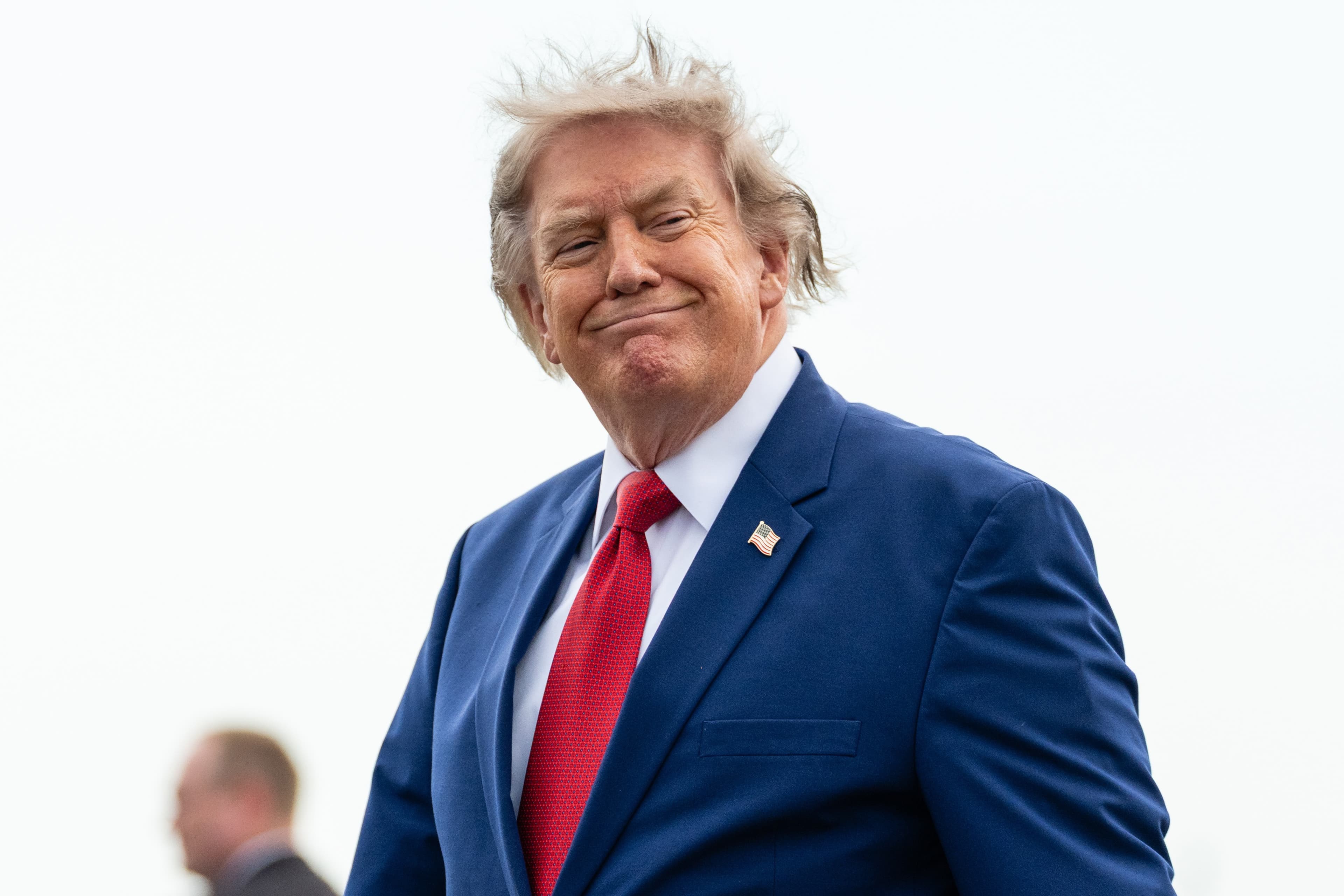Trump signed memo to allow use of cyber tools to target transnational criminal organizations, White House says