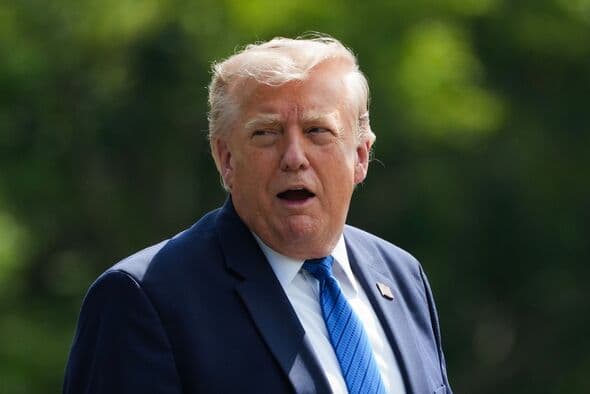 US tells citizens 'get ready' to flee Middle East after Donald Trump threat