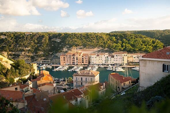 Tourists issued chilling warning over buying homes on European island – 'you're not safe'
