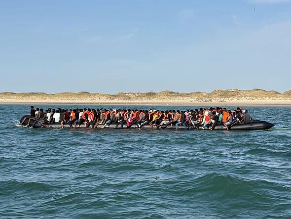 France issues chilling warning as 'mega-dinghy' reaches UK - 'There's no limit now'