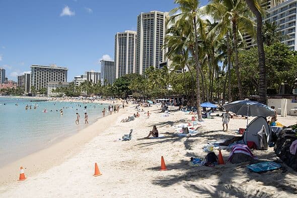Tropical Storm Lala sparks horror warning in Honolulu as 73 mph set to batter Hawaii