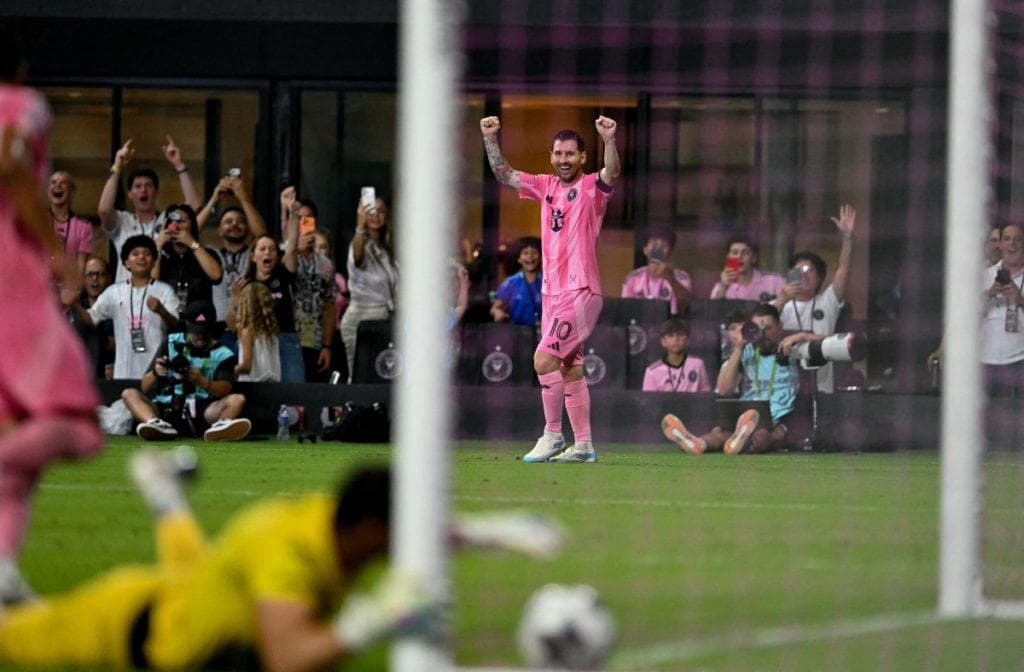 Messi scores twice to set Leagues Cup record in Miami victory