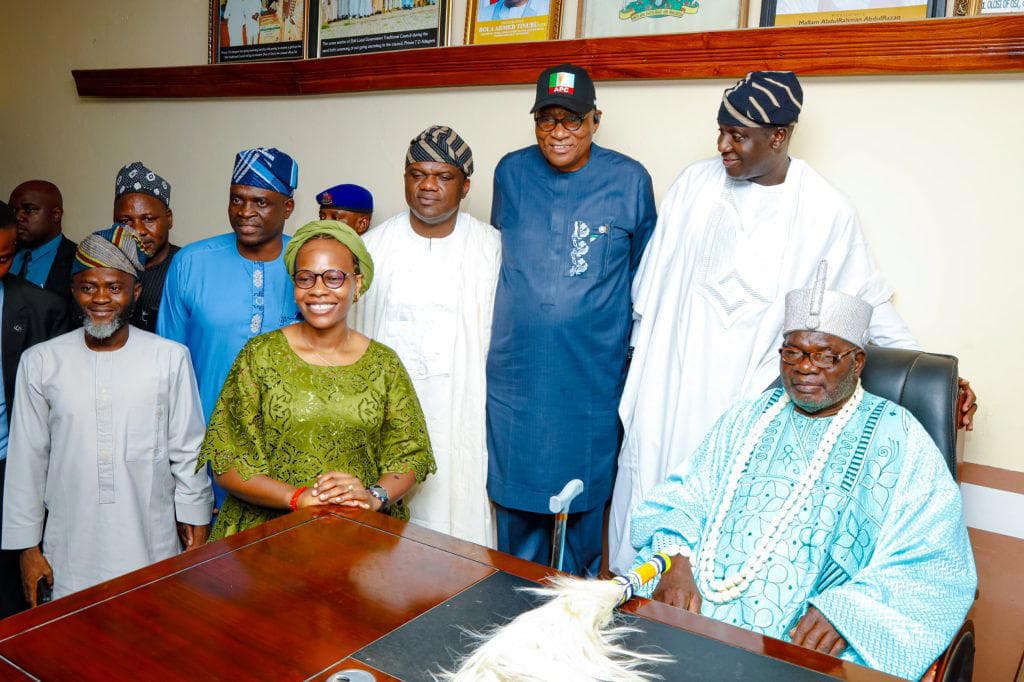 Kwara APC candidates pay ‘thank you’ visit to traditional, stakeholders in Ekiti, Oke-Ero after primaries