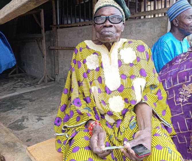 Osun election: ‘Your votes matters’; 80-year-old traditional chief casts ballot, charges young voters