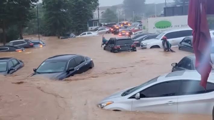 ABUJA SUBMERGED:‘We have not seen anything like this before’