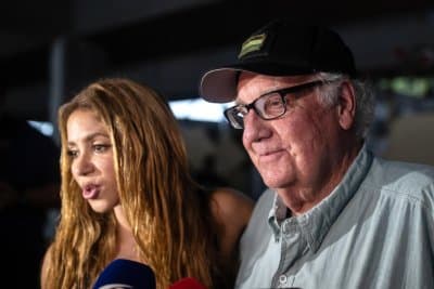 Shakira, Warren Buffett's son join Colombia school rebuilding effort