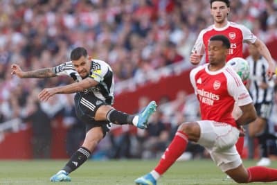 Arsenal agree £75m deal to sign Newcastle's Guimaraes