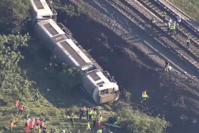 Passenger train derails in southern England, injuring 20