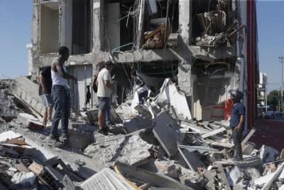 Magnitude 7.4 earthquake kills at least 111 in Colombia