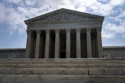 Texas families ask Supreme Court to hear appeal on 10 Commandments law