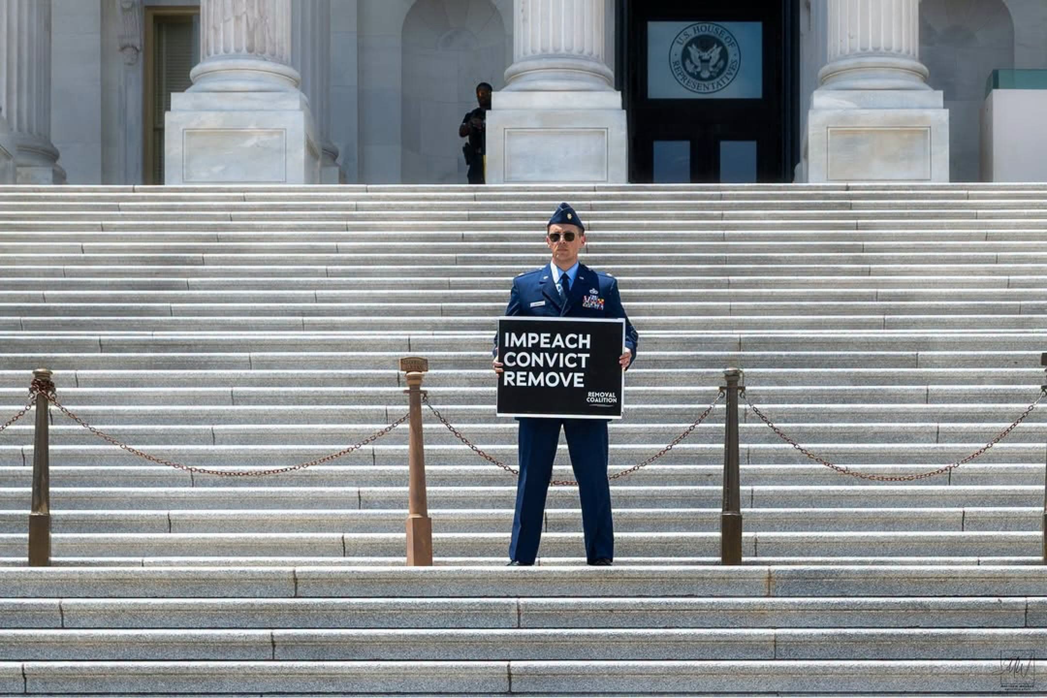 US soldier who called for Trump impeachment facing military charges