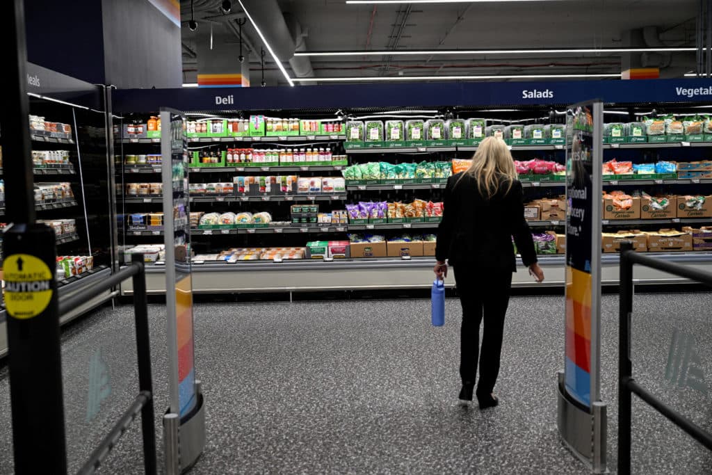 Americans' confidence in U.S. economy falls again as Iran conflict sends gas prices higher
