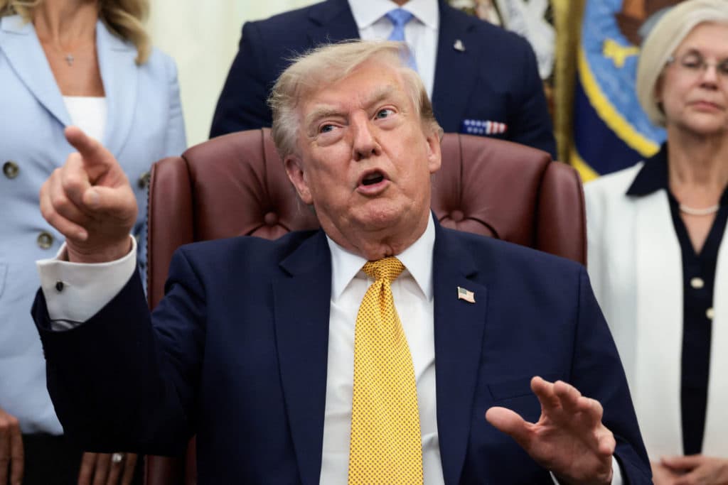 US bank says it closed 300 Trump-linked accounts over anti-money laundering review