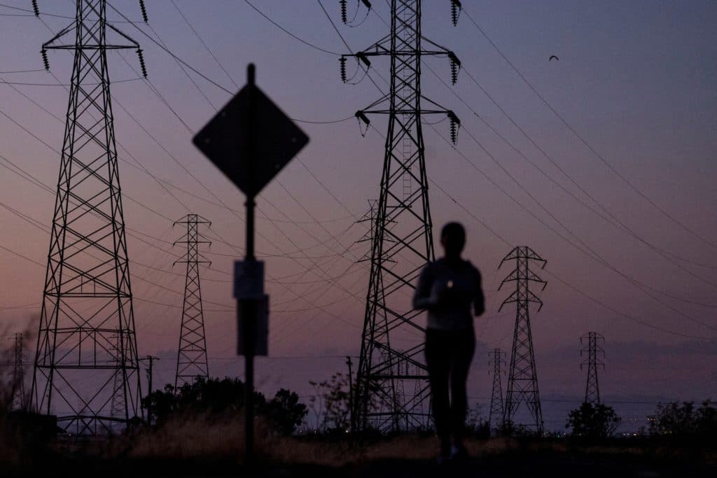 Indiana residents frustrated amid 10-day power outage following storms