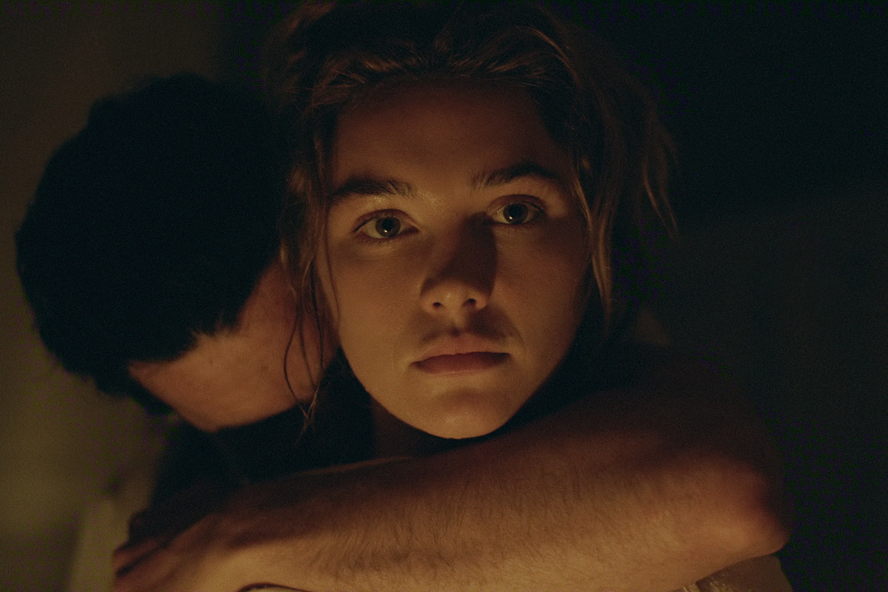 Florence Pugh-Led ‘East Of Eden’ Sets Netflix Release Date, Unveils First Photos