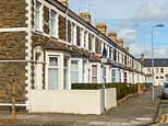 House price growth falls to lowest level since 2023 as buyers baulk at high mortgage rates