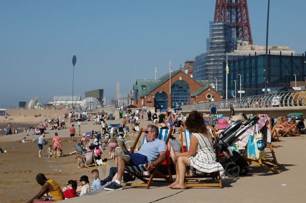 UK to see fifth heatwave this week as Met Office predicts sweltering 33C