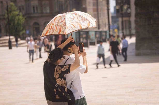Met Office issue vital 'extreme heat' advice as temperatures reach 38C today