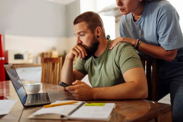 HMRC urge parents to extend Child Benefit claim by August 31