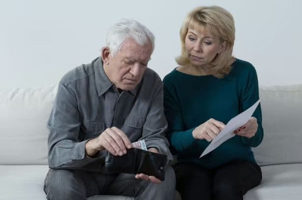 Andy Burnham and Pat McFadden £965 payments for state pensioners in August