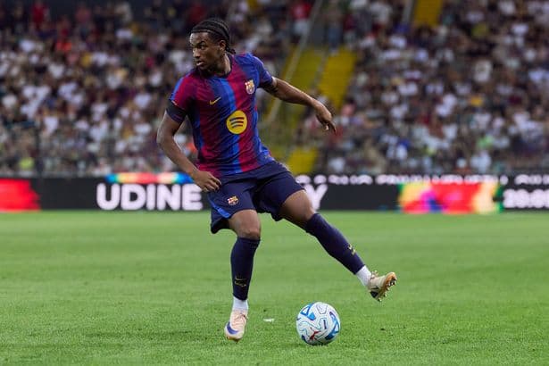 Man United transfer news: Alejandro Balde offer, Lewis Hall response, Carlos Baleba confirmed