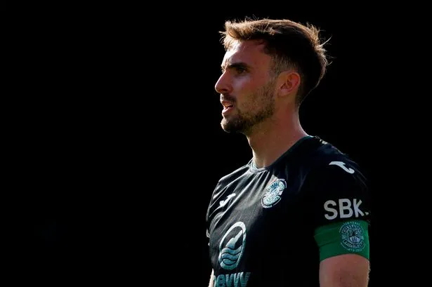 Hibs star Warren O’Hora to sign for Russell Martin as Leicester City boss moves on from Rangers target