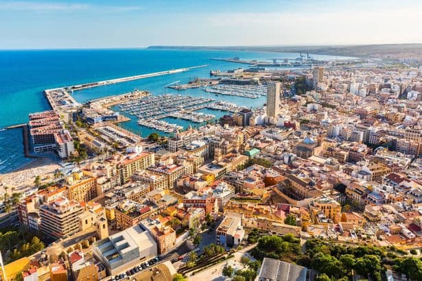 4.1 magnitude earthquake strikes Spain as tremors felt in tourist holiday hotspots