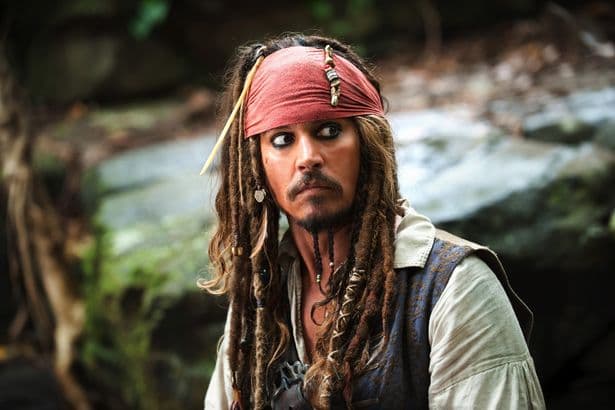 Johnny Depp set to make swashbuckling Pirates Of Caribbean comeback for sixth movie