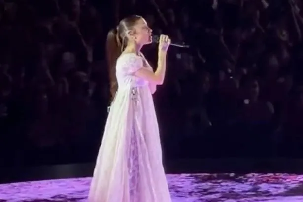 Ariana Grande tweaks ‘thank u, next’ lyrics at final Eternal Sunshine tour show