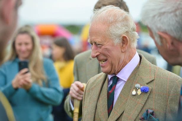 Prince Harry and Meghan Markle 'considering public apology' to end King Charles feud