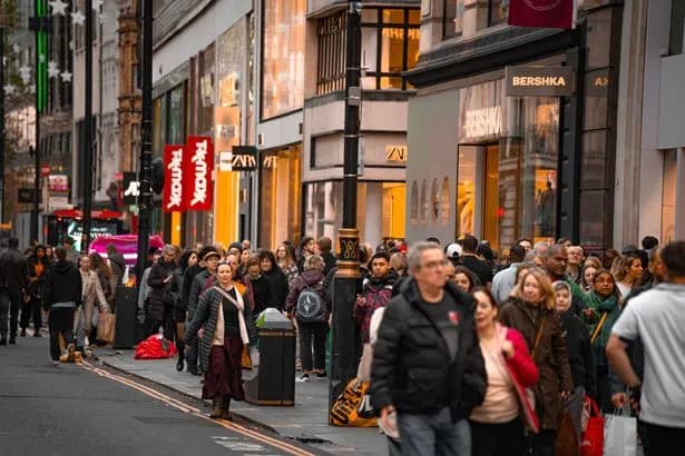 Major chain shop closes all UK stores after 40 years in huge high street blow
