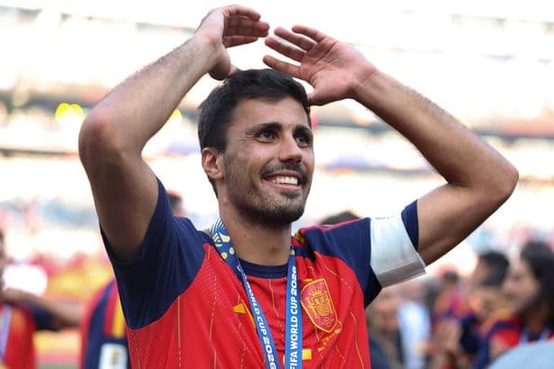 Man City accept Barcelona bid for Spain midfielder Rodri, say reports