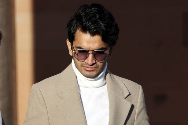 Man sentenced after performing 'sex act' in front of mum and child on Emirates flight