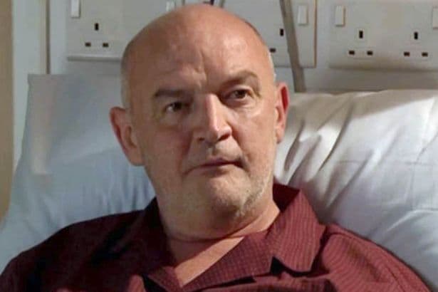 Coronation Street fans floored as Pat Phelan's 'twin' appears in another ITV soap