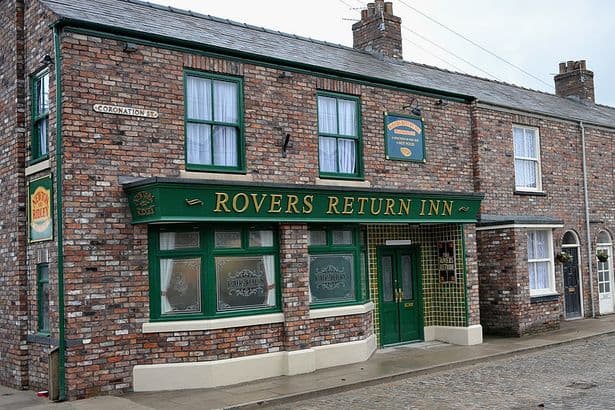 Coronation Street star shares heartfelt message as 'emotional' final scenes air