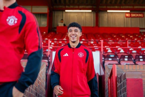 Everton transfer stance on Ethan Wheatley deal after Alistair Johnston talks confirmed
