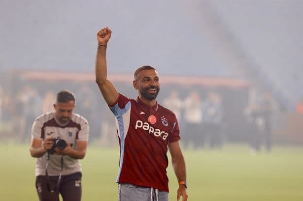 Mohamed Salah sent blunt warning after incredible Trabzonspor greeting