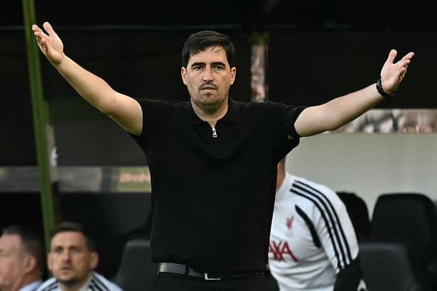 Andoni Iraola introduced to problem that cost Arne Slot as Ronald Araujo sets Liverpool platform