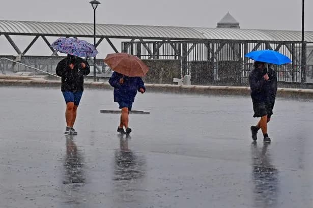 Yellow thunderstorm warning extended as Met Office issues flood and power cut alert