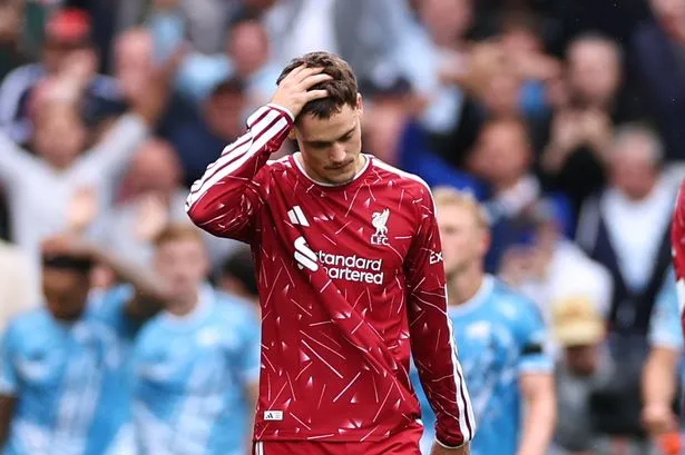 Andoni Iraola makes Florian Wirtz Liverpool pledge after pundit criticism - 'Very little doubt'