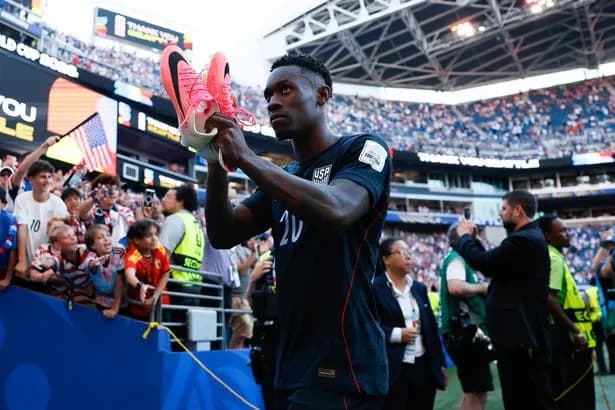 5 strikers Everton can still sign as free agents after Folarin Balogun transfer collapsed