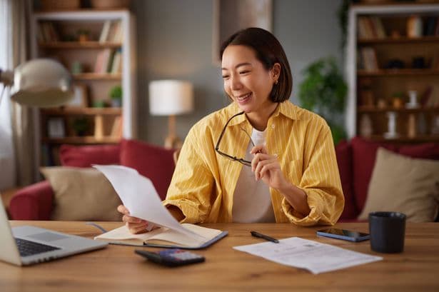 DWP confirms early benefits payments in August 2026
