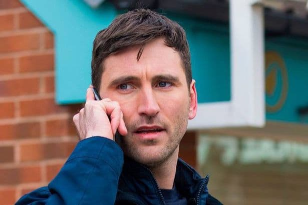 Gobsmacked Coronation Street fans 'work out' who Kit gets pregnant and it's not Sarah
