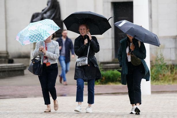Birmingham issued 19 hour thunderstorm and power cut warning by Met Office