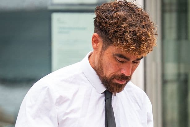 DWP benefit cheat 'too weak' to lift phone spotted running 10k and climbing scaffolding